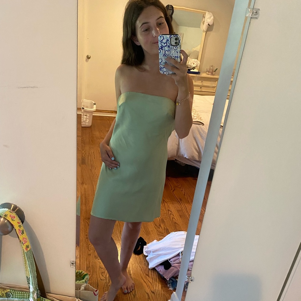 Love this green simple silk dress - ties in the back